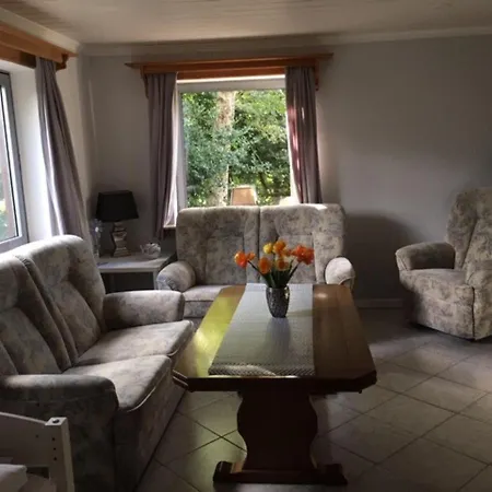 Muehlenweg- Tante Lise *